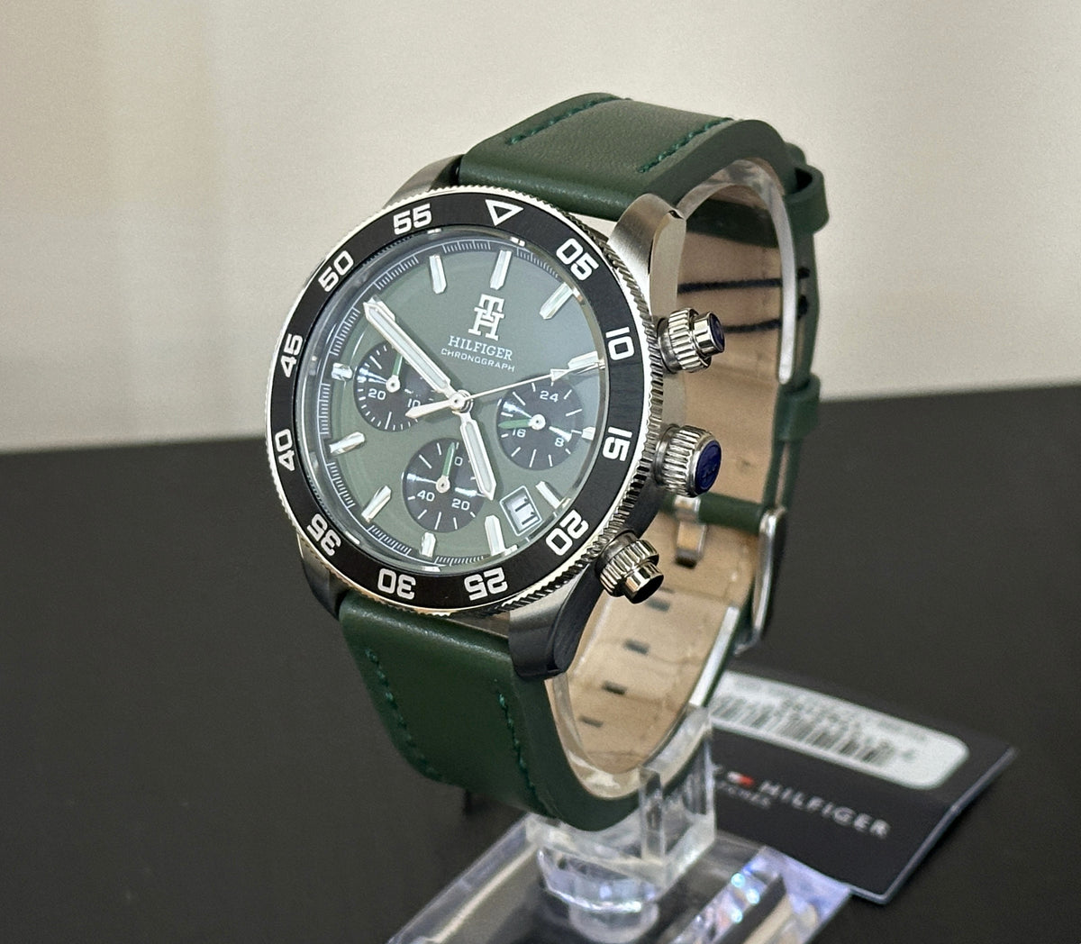 Tommy Hilfiger TH85